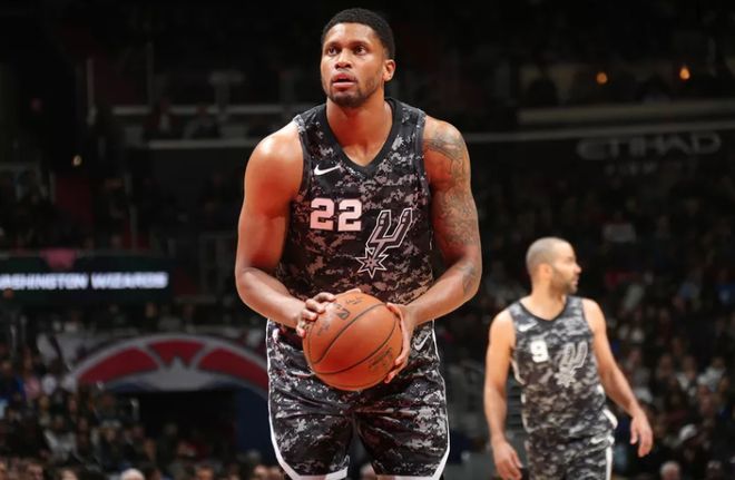 与其他球队 与其他球队