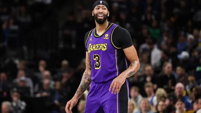 加深了与全 加深了与全